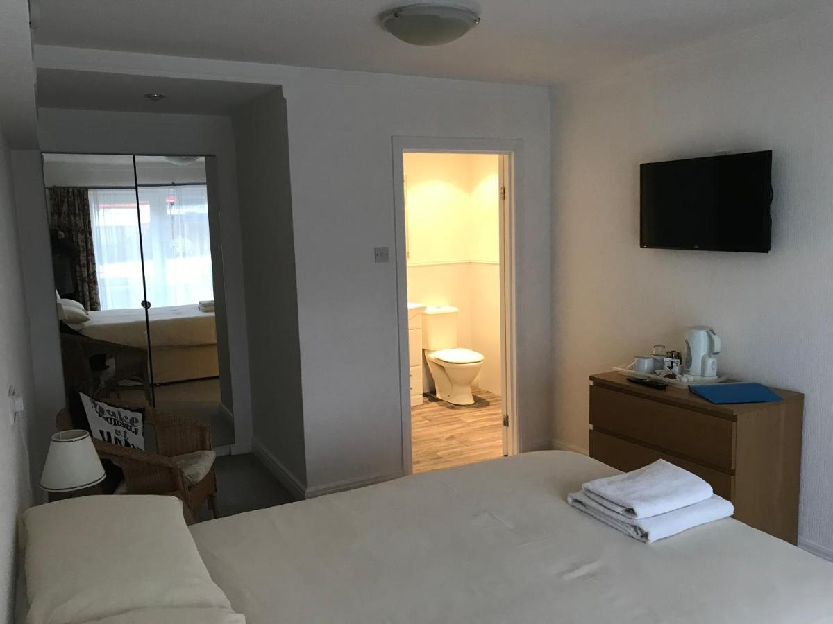 The Hawthornes Licensed Guest House 诺廷利 外观 照片