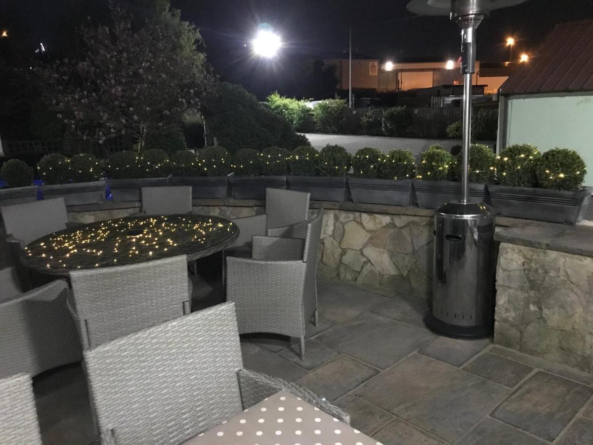 The Hawthornes Licensed Guest House 诺廷利 外观 照片