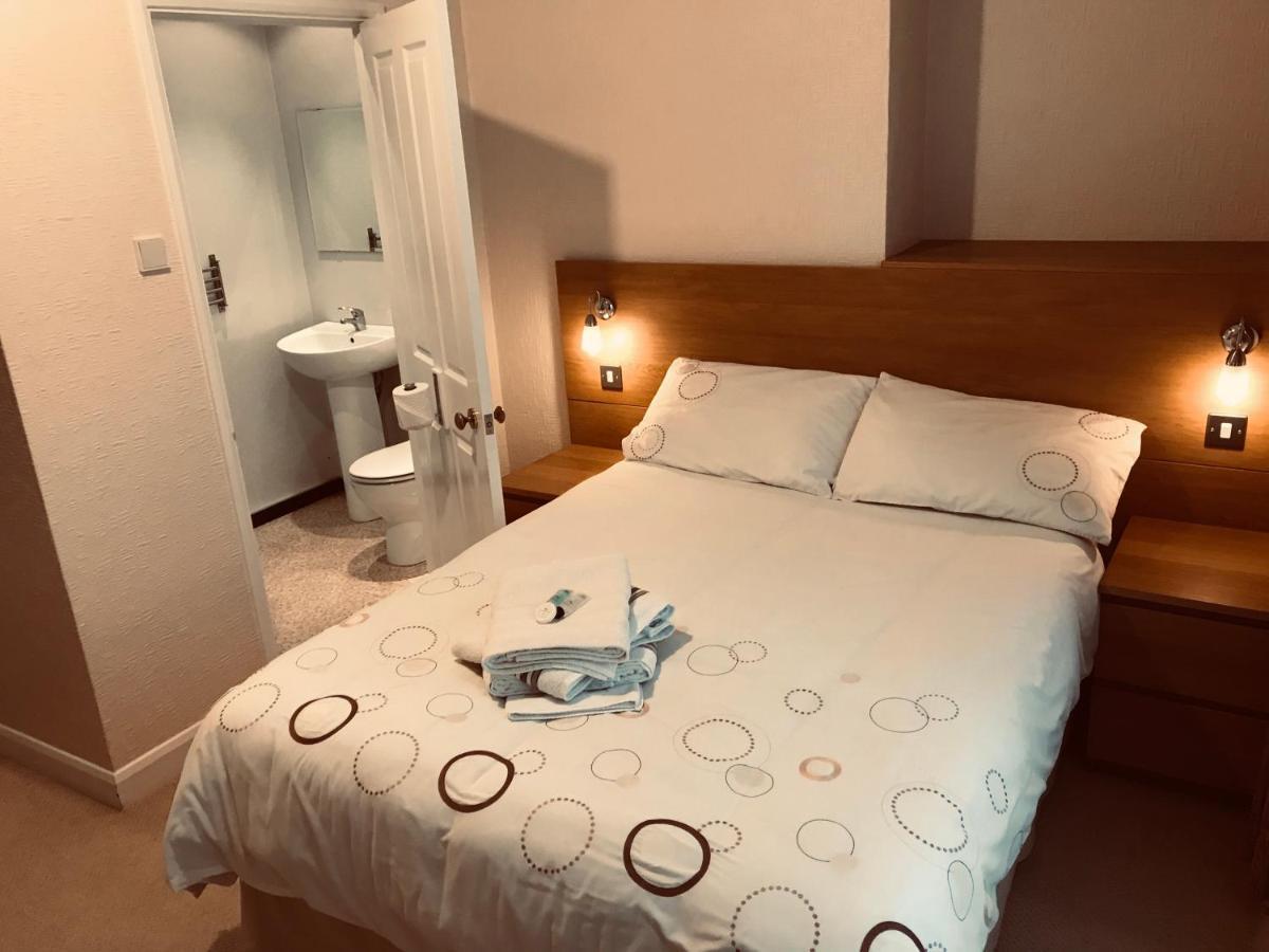 The Hawthornes Licensed Guest House 诺廷利 外观 照片