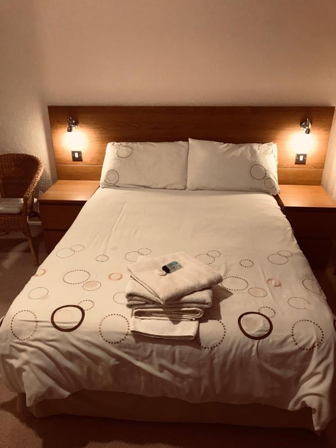 The Hawthornes Licensed Guest House 诺廷利 外观 照片
